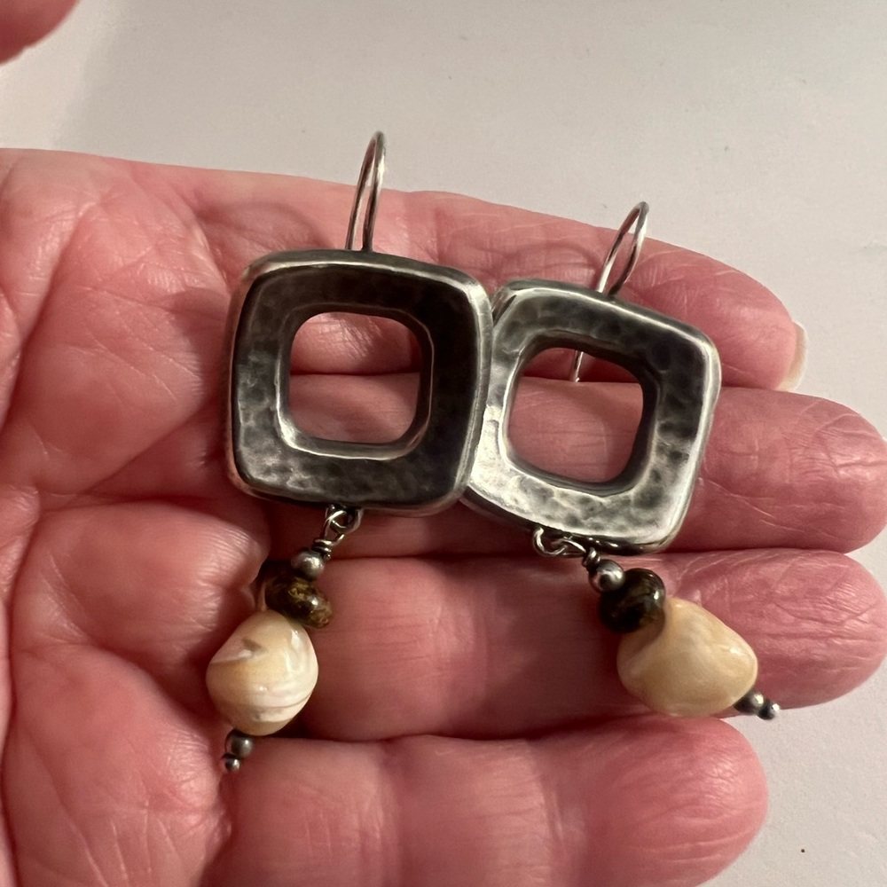 Silpada Square Hammered Sterling Silver, Pearl & Bronzite Accents on Wires - Picture 5 of 5
